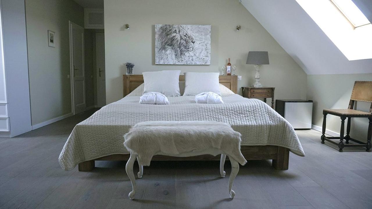 Hotel Liszkay Borkuria Monoszlo Esterno foto