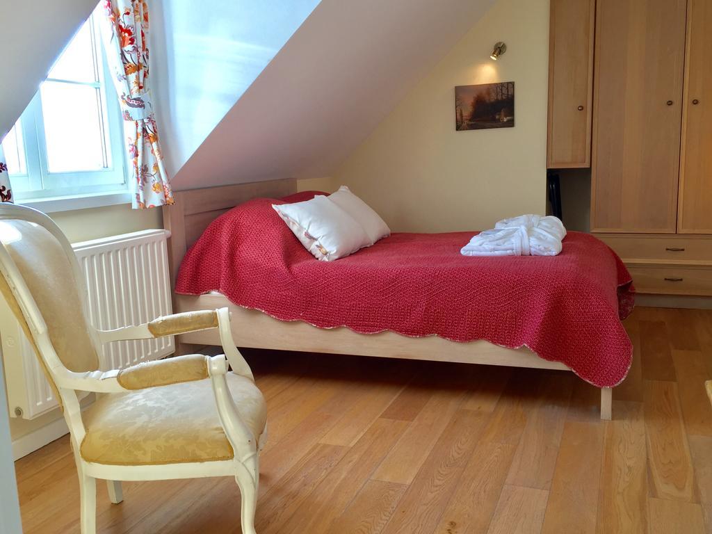 Hotel Liszkay Borkuria Monoszlo Esterno foto